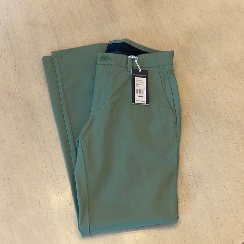 Vineyard Vines Green Chinos for Effortless Style